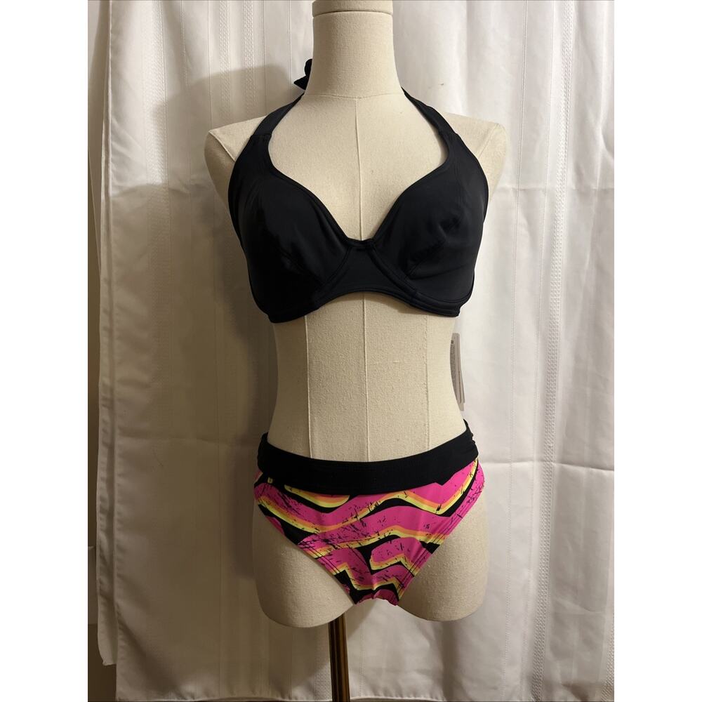 Freya Jewel Cove Bikini Top Size 28H Plain Black Halter With Joe Boxer Bottom XL